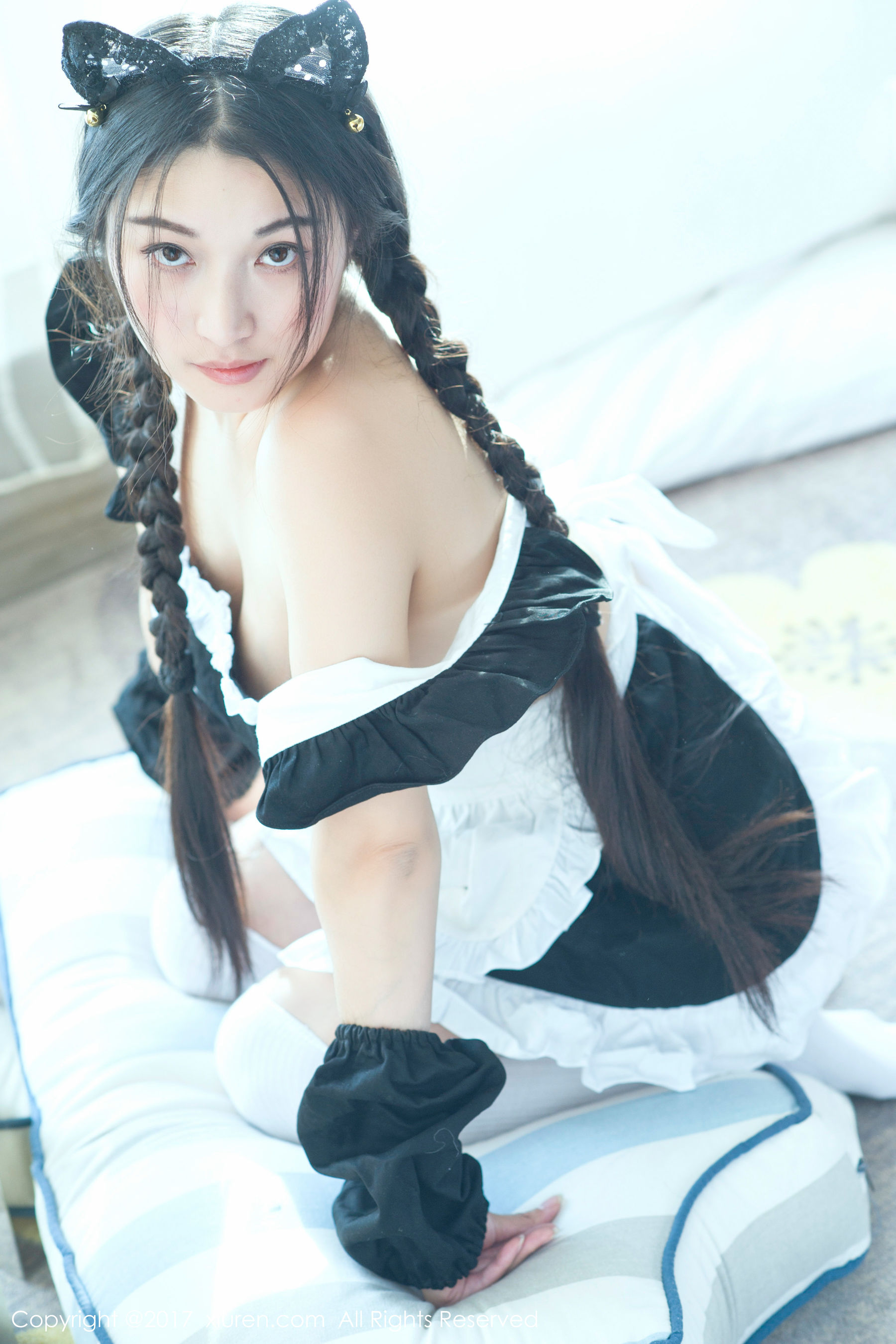 盼盼已鸠《透明旗袍和日系女仆装》 秀人网XIUREN No.732插图8