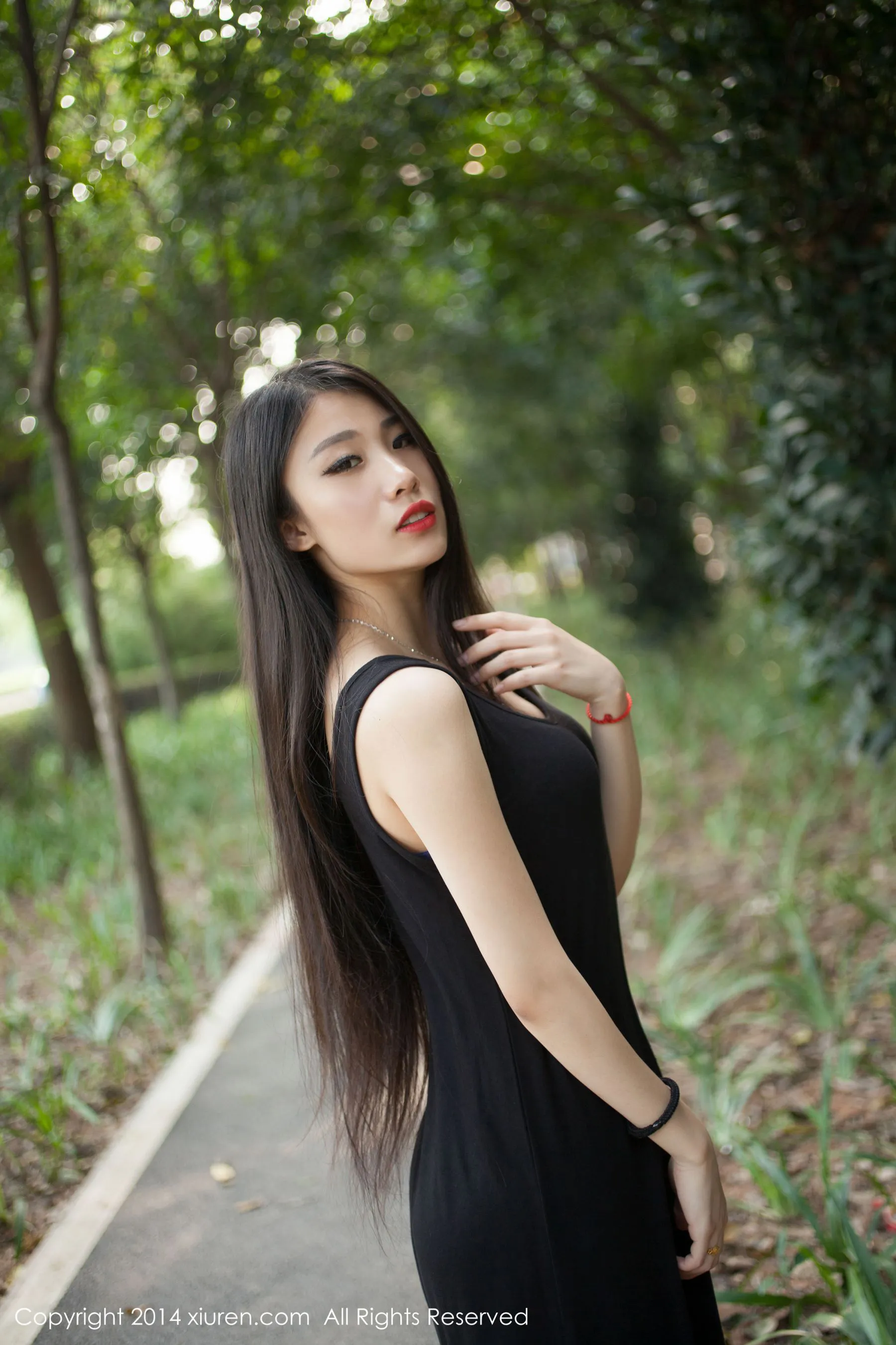 无敌美臀妹子战姝羽Zina 秀人网 No.169高清在线免费欣赏–微密图社-微密图社